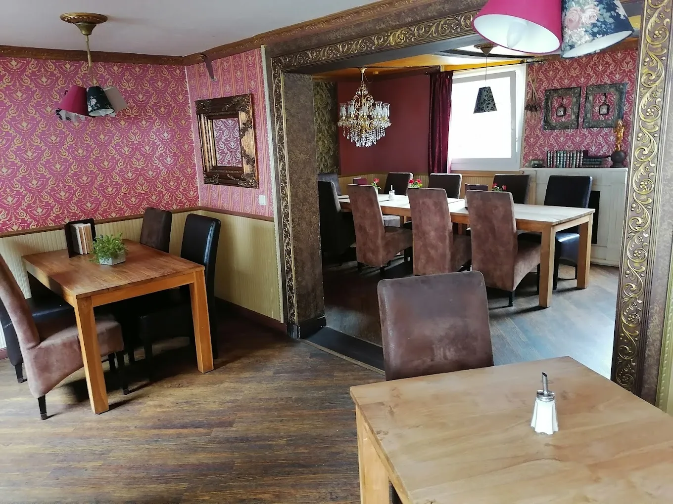 Café Krönchen – Blick in die Gute Stube